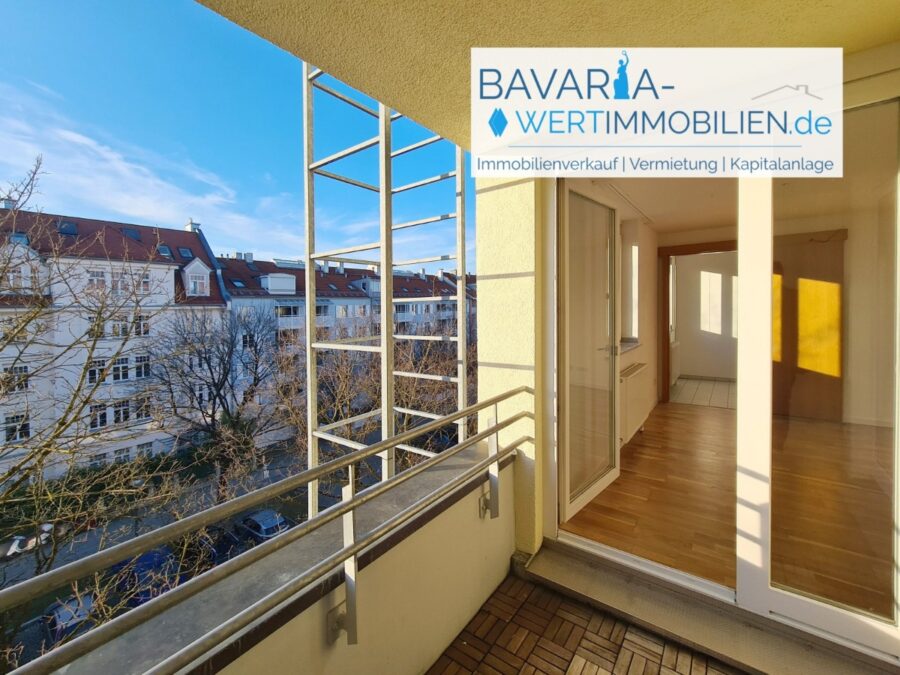 Helle und moderne 2-Zimmer-Wohnung mit Westbalkon in Sendling - Sonniger Westbalkon mit schöner Aussicht