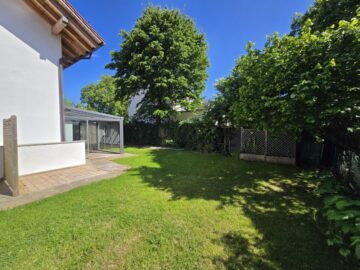 Traumhafte und moderne Doppelhaushälfte in ruhiger Top-Lage in Ottobrunn - Garten