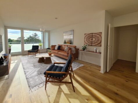 4-Zimmer-Wohnung mit zwei Balkonen und Alpenblick in Ottobrunn, 85521 Ottobrunn, Etagenwohnung